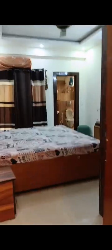 Bedroom in 3.5 BHK Apartment at 3C Lotus Boulevard, Sector 100 – for Rent