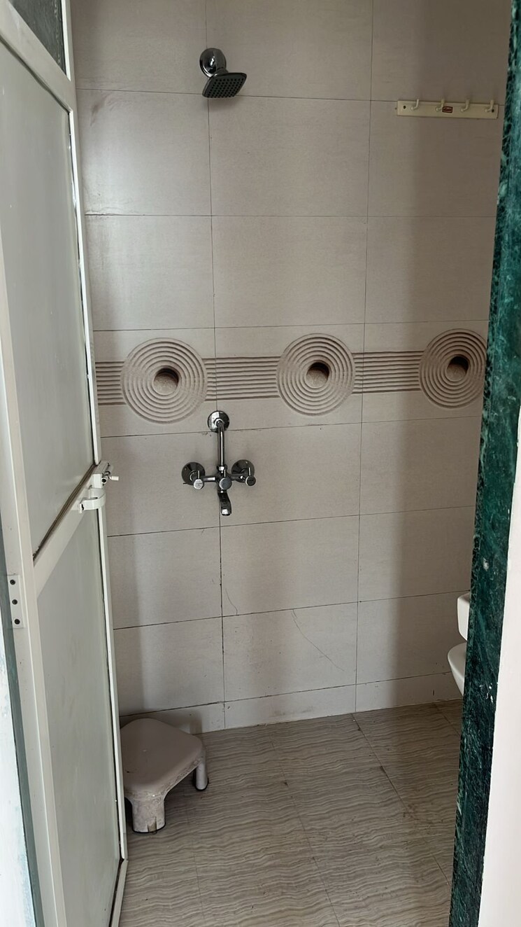 Bathroom, mohid-swiz-heights 1 Bedroom 442 Sq.Ft. Apartment In Andheri West Mumbai 8454525