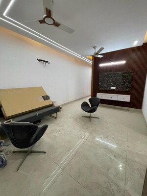 3 BHK Builder Floor For Sale in Chattarpur