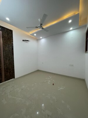 Master Bedroom in 3 BHK Builder Floor at Chattarpur – for Sale