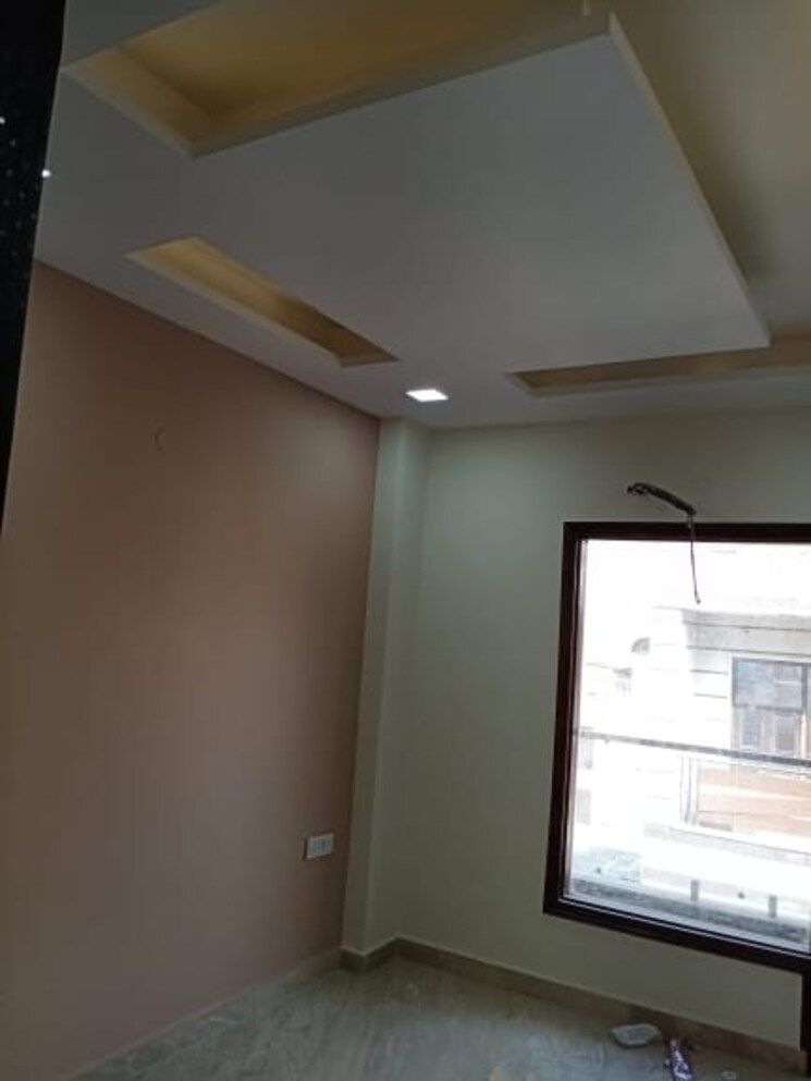 Room, paschim vihar 2 Bedroom 756 Sq.Ft. Builder Floor In Paschim Vihar Delhi 8454544