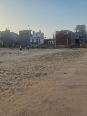  Plot For Sale in Dheeraj Nagar