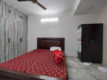 Bedroom in 2 BHK Apartment at Paschim Vihar – for Rent
