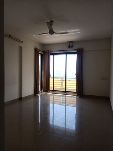 Room in 3 BHK Apartment at Amarnath Towers, Andheri West – for Sale
