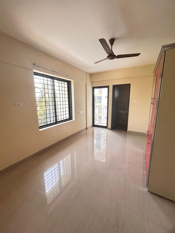 Room in 3 BHK Apartment at Kuttanellur – for Sale