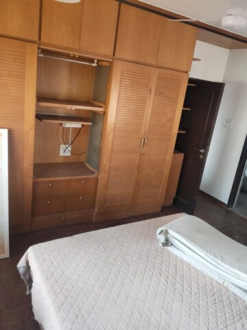 Floor Plan in 2 BHK Apartment at Jolly Maker Apartment, Cuffe Parade – for Rent
