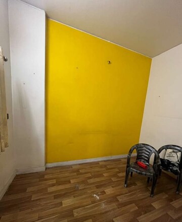 Master Bedroom in 1 BHK Independent House at Hazratganj – for Rent