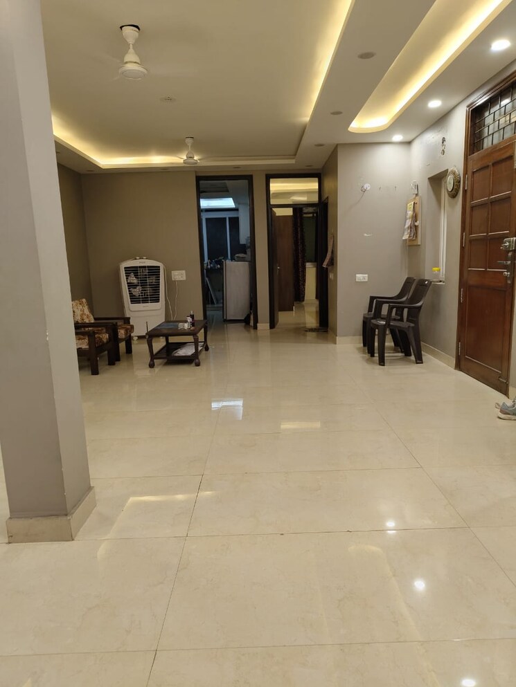 Living Room, dlf-pink-town-house 4 Bedroom 150 Sq.Yd. Builder Floor In Dlf City Phase 3 Gurgaon 8454592