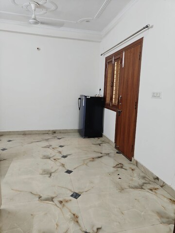 Master Bedroom in 1 BHK Builder Floor at Saket – for Rent