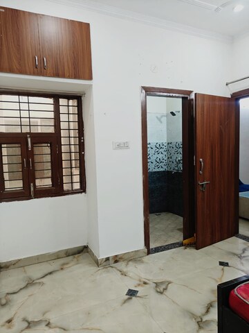 Master Bedroom in 1 BHK Builder Floor at Saket – for Rent