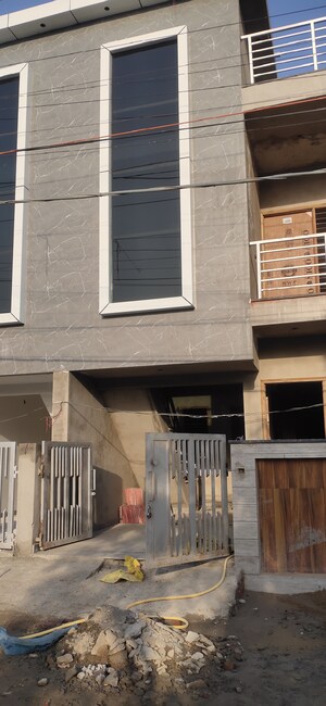 4 BHK Villa – Exterior View View at Dayal Bagh - for Sale