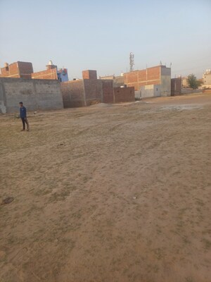  Plot For Sale in Dheeraj Nagar