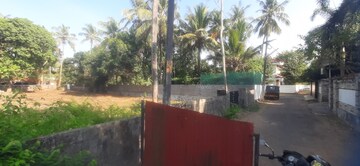 Room in  Plot at Peringavu – for Sale
