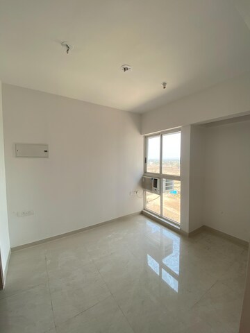 Room in 2 BHK Apartment at Lodha Crown Quality Homes Dombivli, Dombivli East – for Rent