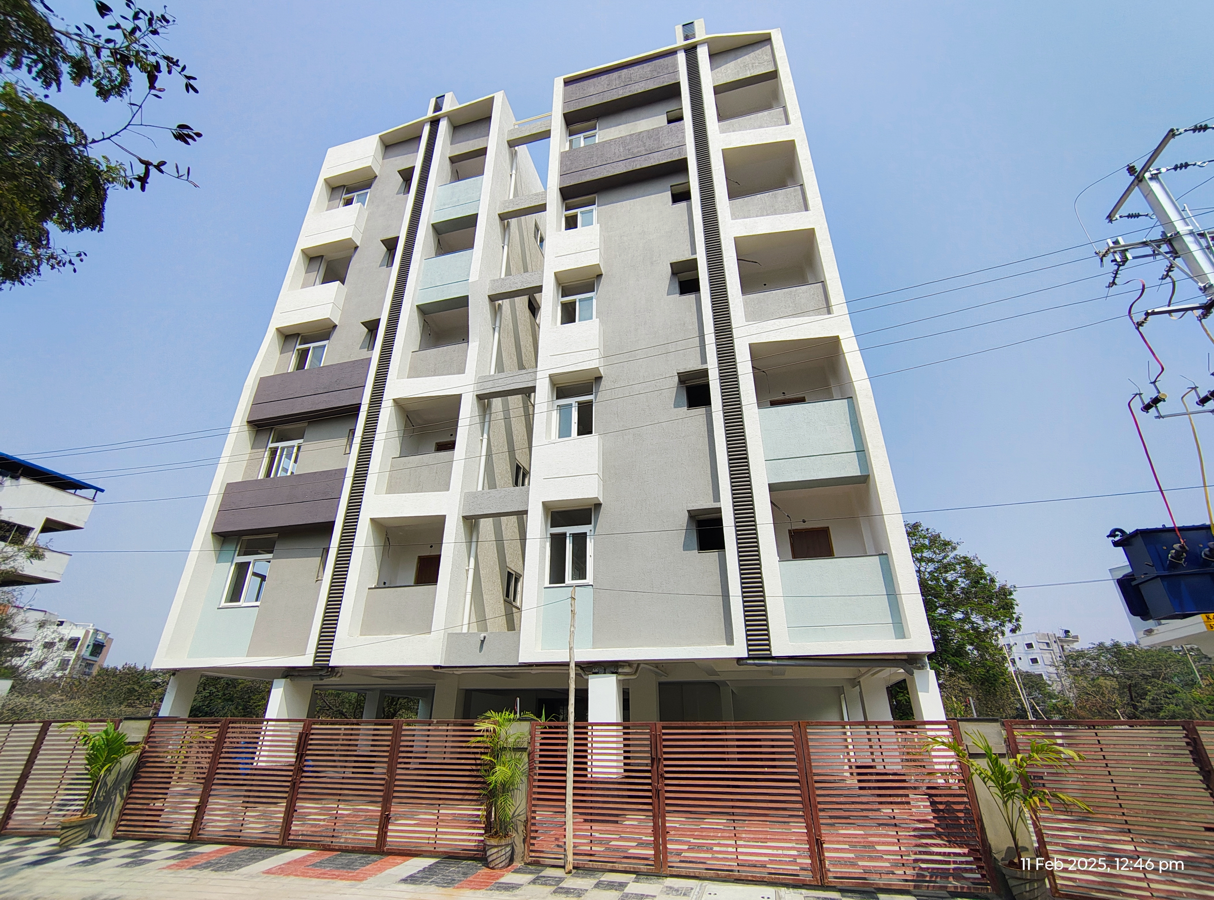 2 BHK Apartment For Sale in Madhu Project 