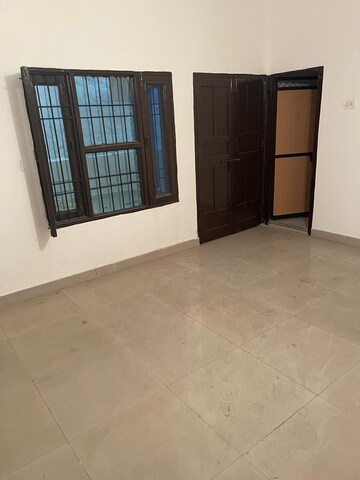 Master Bedroom in 5 BHK Independent House at Ambala Highway – for Sale