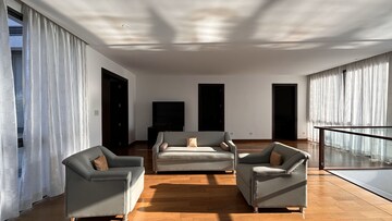 Living Room in 4 BHK Villa at Prestige Golfshire, Nandi Hills – for Rent