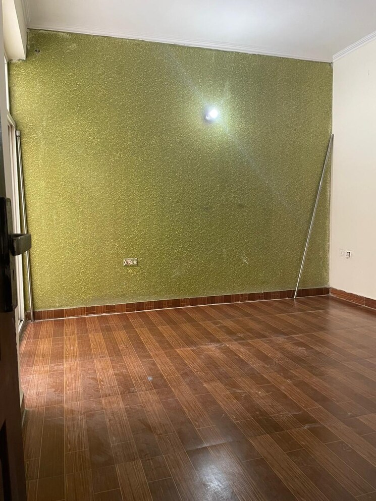 Master Bedroom, amrapali-silicon-city 2.5 Bedroom 1180 Sq.Ft. Apartment In Sector 76 Noida 8454860