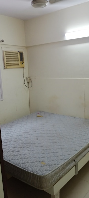 Room in 1 BHK Apartment at Sher E Punjab, Andheri East – for Rent