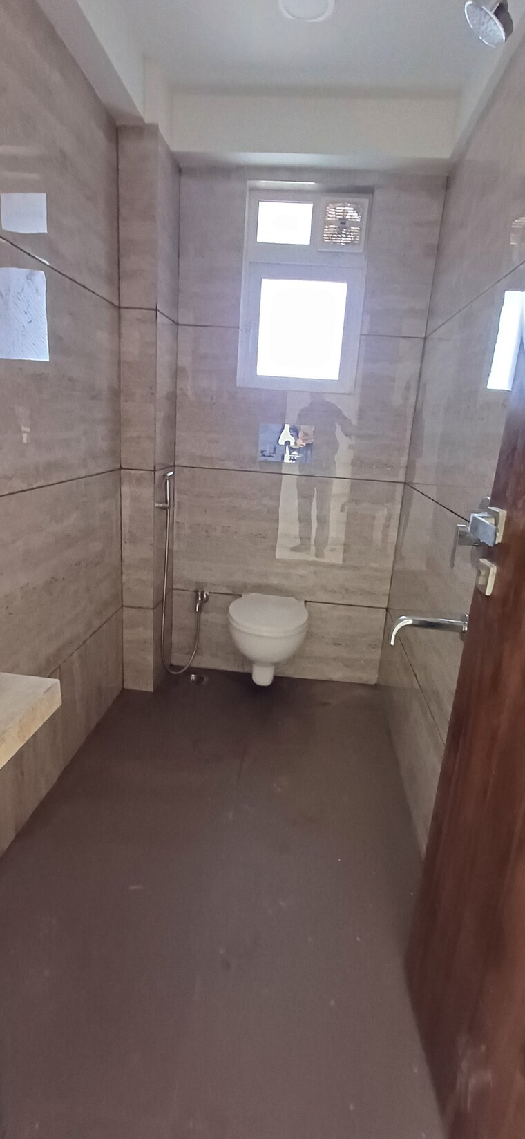 Bathroom, classic-oceanic 3 Bedroom 1000 Sq.Ft. Apartment In Mahim Mumbai 8454998