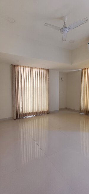 Master Bedroom in 3 BHK Apartment at Classic Oceanic, Mahim – for Sale
