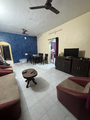 Living Room in 3 BHK Apartment at Wanwadi – for Rent