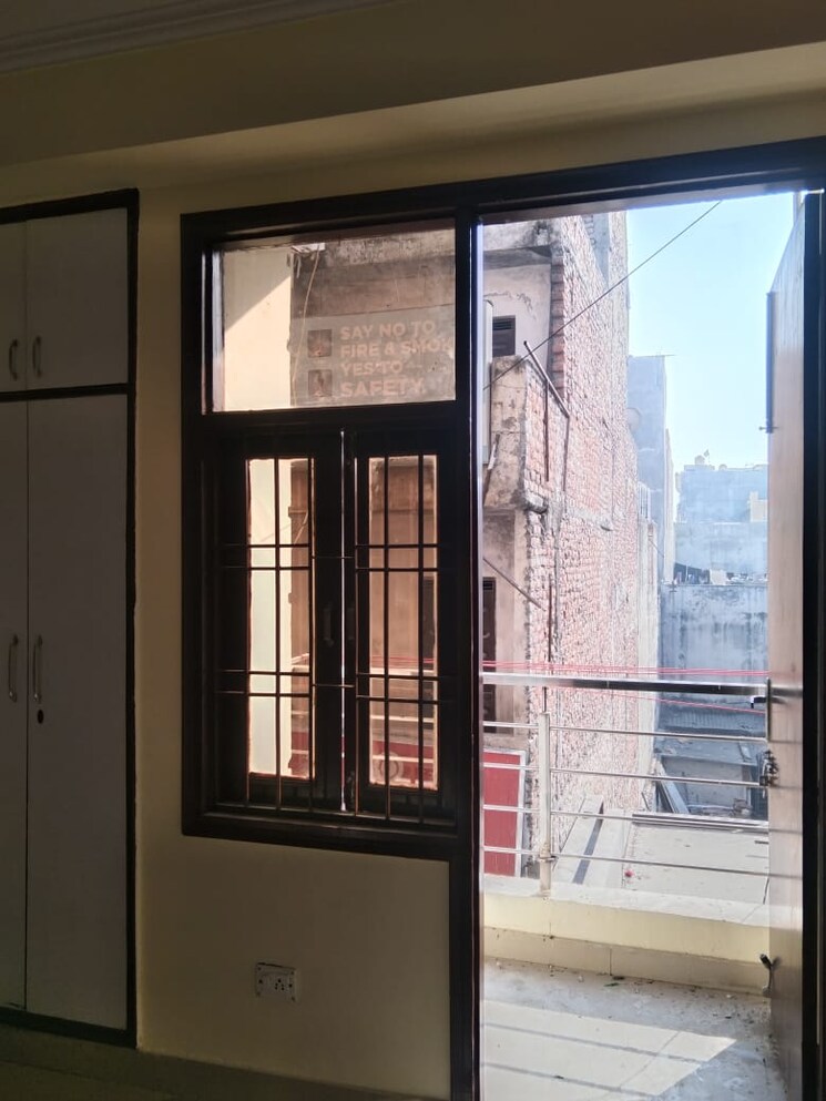 Room, sds-nri-residency-omega-ii 3 Bedroom 1490 Sq.Ft. Apartment In Omega Ii Greater Noida Greater Noida 8455191