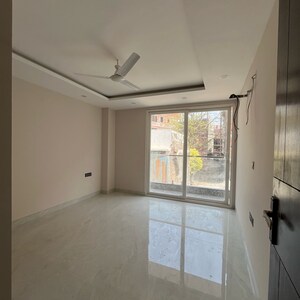 Room in 3 BHK Builder Floor at Sultanpuri – for Sale