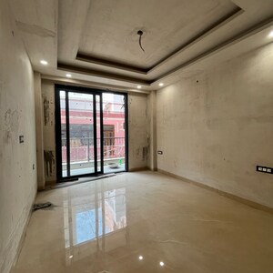 Room in 4 BHK Builder Floor at Chattarpur – for Sale