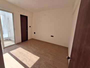 Room in 3 BHK Apartment at VTP Belair E And F Building, Mahalunge – for Rent