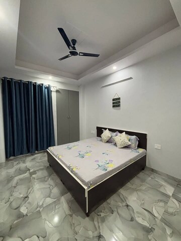 Bedroom in 2 BHK Builder Floor at Super Mart 1, Sector 27 – for Rent