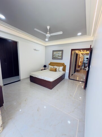 Bedroom in 3 BHK Apartment at Lokhandwala Infrastructure Minerva, Mahalaxmi – for Rent