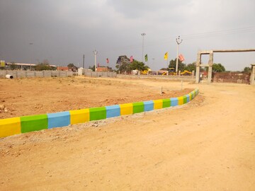  Plot For Sale in Malumichampatti