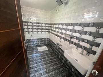Bathroom in 3 BHK Villa at Vallachira – for Sale