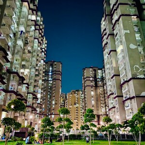 Living Room in 2.5 BHK Apartment at Samridhi Grand Avenue, Ecotech 12 Greater Noida – for Sale