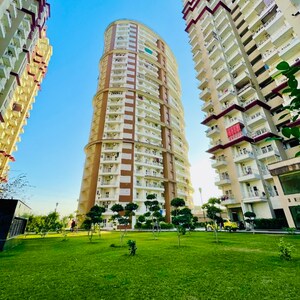 Living Room in 2.5 BHK Apartment at Samridhi Grand Avenue, Ecotech 12 Greater Noida – for Sale