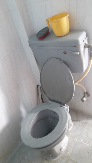 Bathroom in 1 RK Independent House at Rt Nagar – for Rent