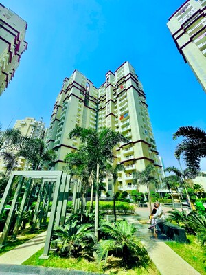 Living Room in 2.5 BHK Apartment at Samridhi Grand Avenue, Ecotech 12 Greater Noida – for Sale