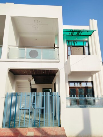 Living Room in 3 BHK Villa at Faizabad Road – for Sale