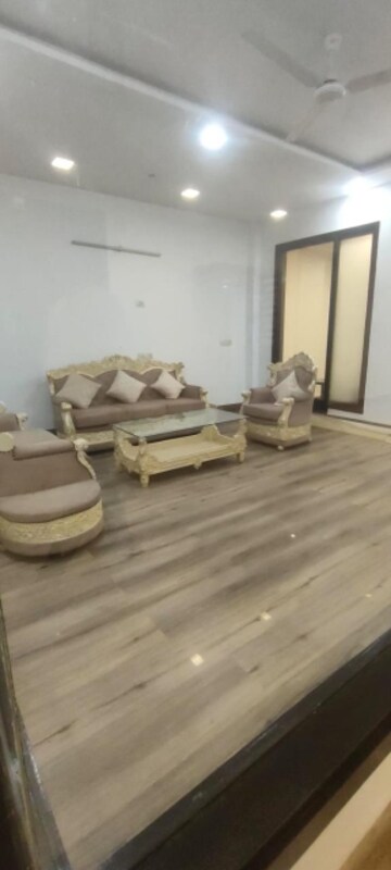 Master Bedroom in 3 BHK Apartment at Sector 18, Dwarka – for Rent
