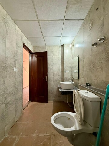 Bathroom in 3 BHK Apartment at Ghazipur – for Rent