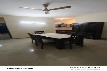 Living Room in 1 BHK Apartment at Dilshad Garden – for Sale