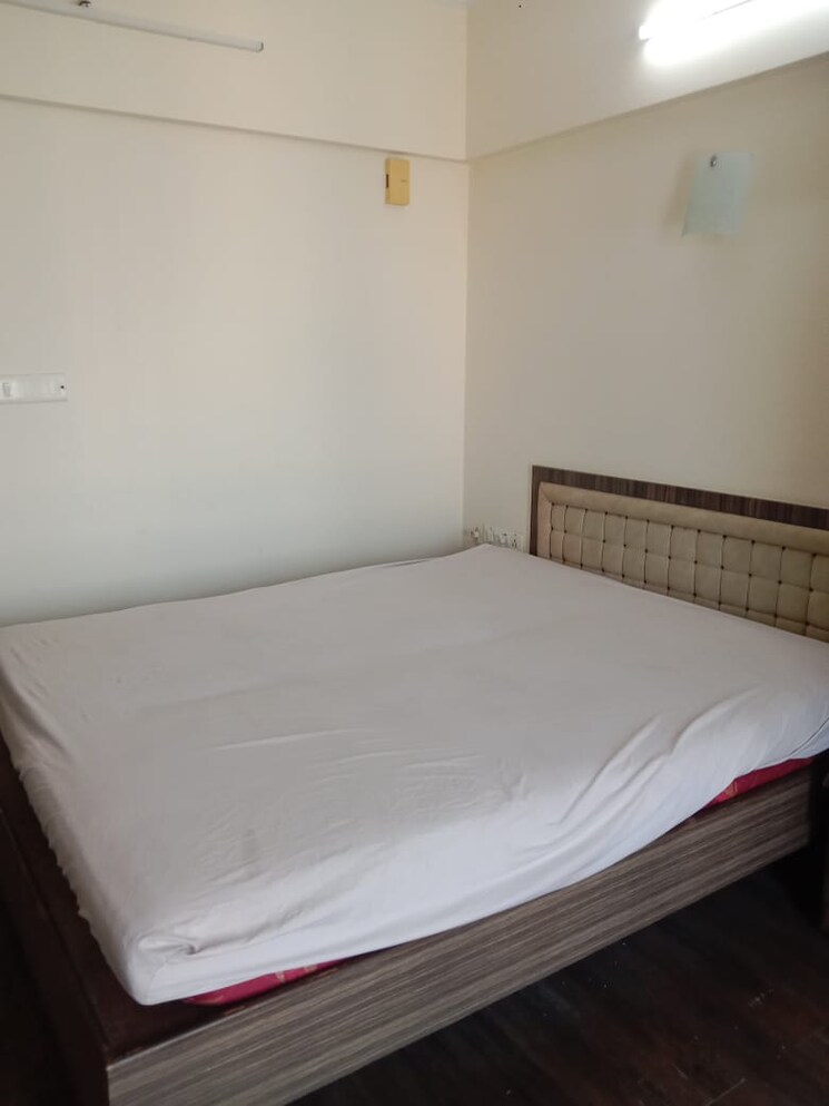 Bedroom, shikara-heights 2 Bedroom 539 Sq.Ft. Apartment In Sion Mumbai 8455407