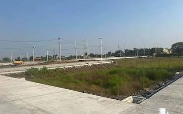 Plot For Sale in Dhanvantri Nagar