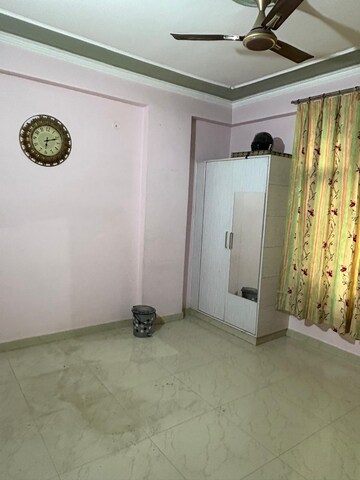 Room in 2 BHK Builder Floor at Palam Vihar – for Rent