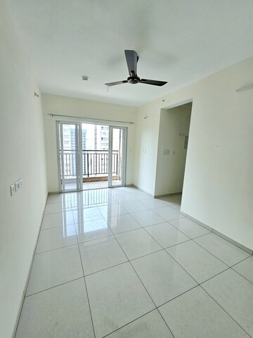 1 BHK Apartment For Rent in Kolte Patil Life Republic, Hinjewadi