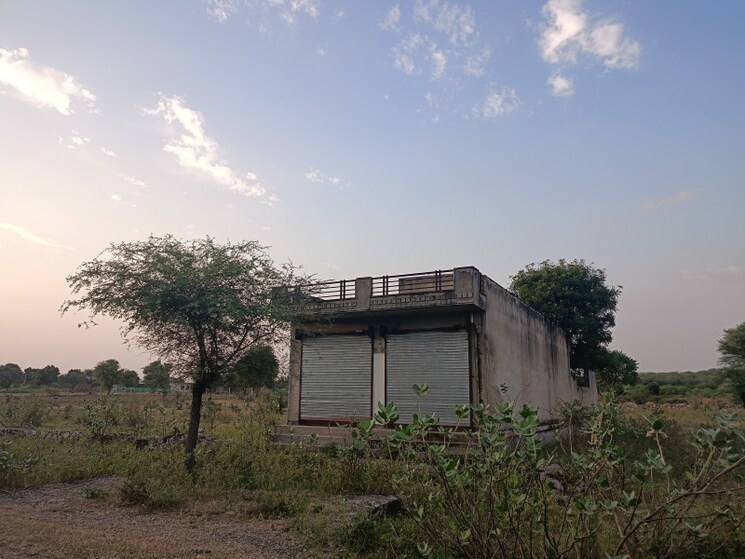 Nearby, johari bazaar 2 Bedroom 1499 Sq.Ft. Independent House In Johari Bazaar Jaipur 8455491