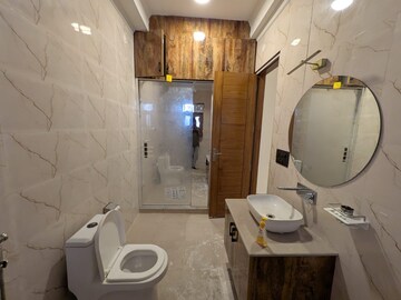 Bathroom in 4 BHK Builder Floor at Sector 9 – for Rent