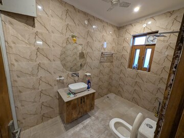 Bathroom in 4 BHK Builder Floor at Sector 9 – for Rent