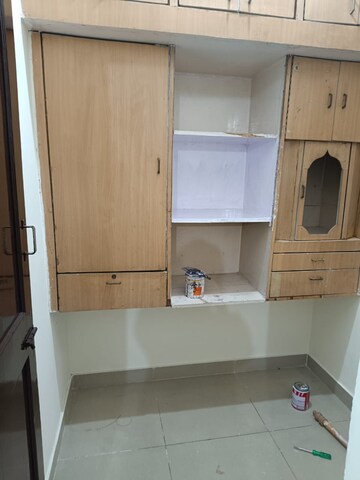Master Bedroom in 2 BHK Builder Floor at Jubilee Apartments, Sector 15 – for Rent